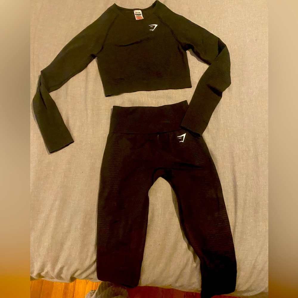 GYMSHARK SET - BRAND NEW - Size Women’s SM/